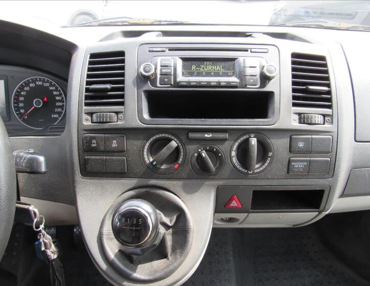 Volkswagen Transporter 13