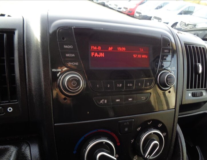 Peugeot Boxer Ostatní 2,2 l 88 kw