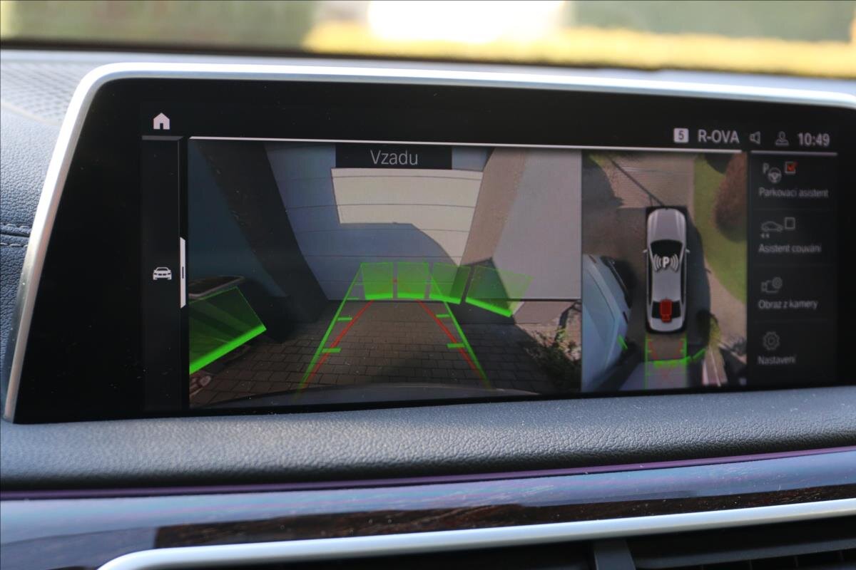 BMW Řada 7 Sedan / Limuzína 3,0 l 294 kw