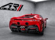 Ferrari SF90 Kupé 4,0 l 574 kw