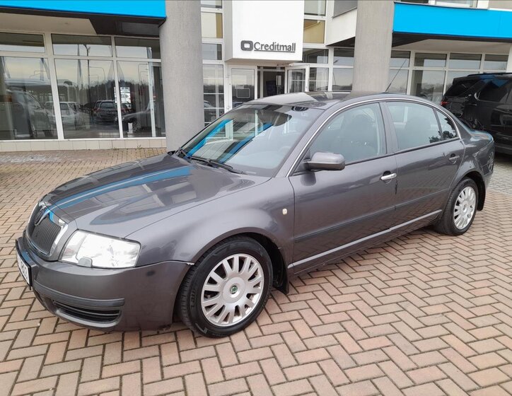 Škoda Superb Sedan / Limuzína 1,9 l 74 kw