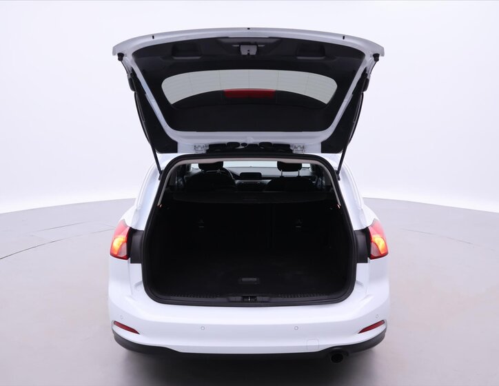 Ford Focus Kombi 999,0 74 kw