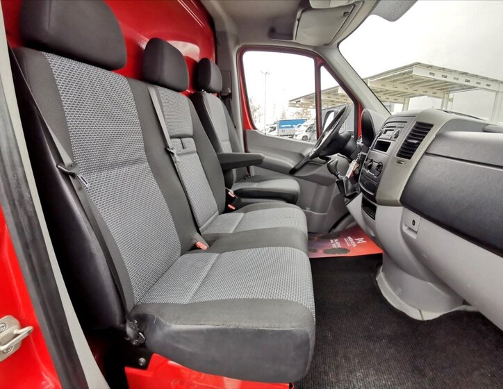 Mercedes-Benz Sprinter Skříň 2,1 l 95 kw