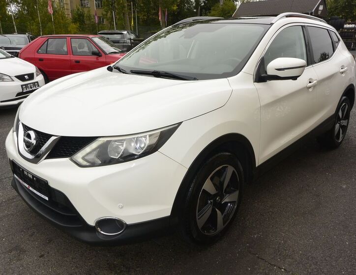 Nissan Qashqai 1