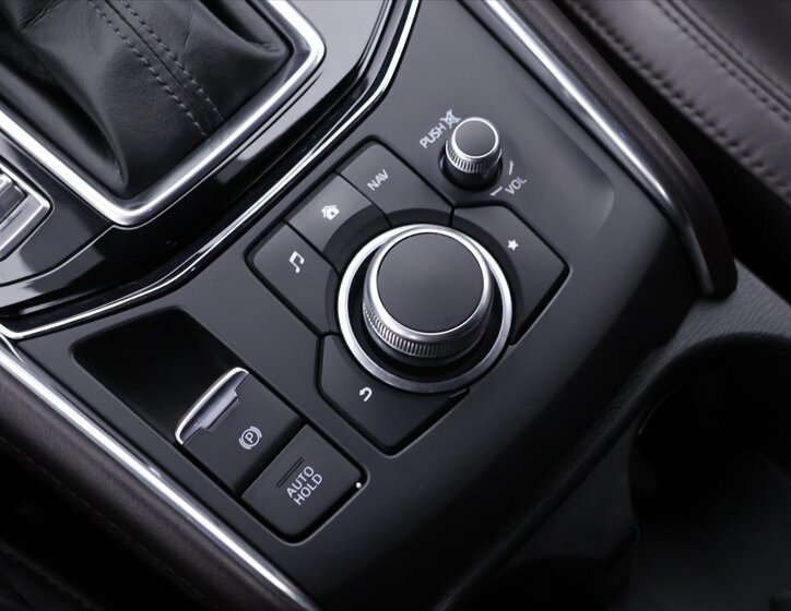 Mazda CX-5 SUV / Terénní 2,5 l 143 kw