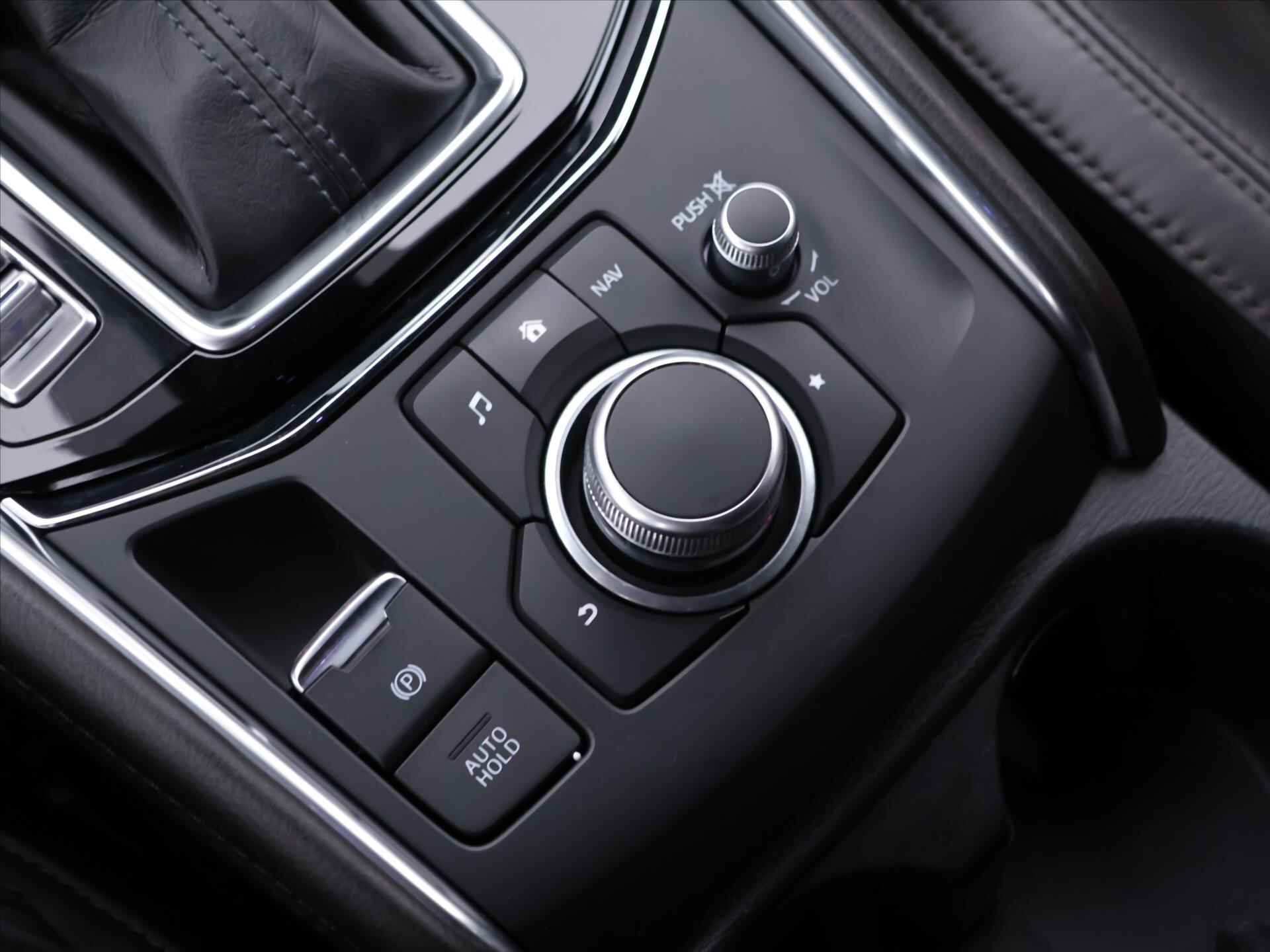 Mazda CX-5 SUV / Terénní 2,5 l 143 kw
