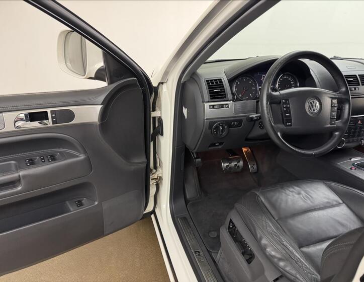 Volkswagen Touareg 27