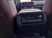 Toyota Land Cruiser 13