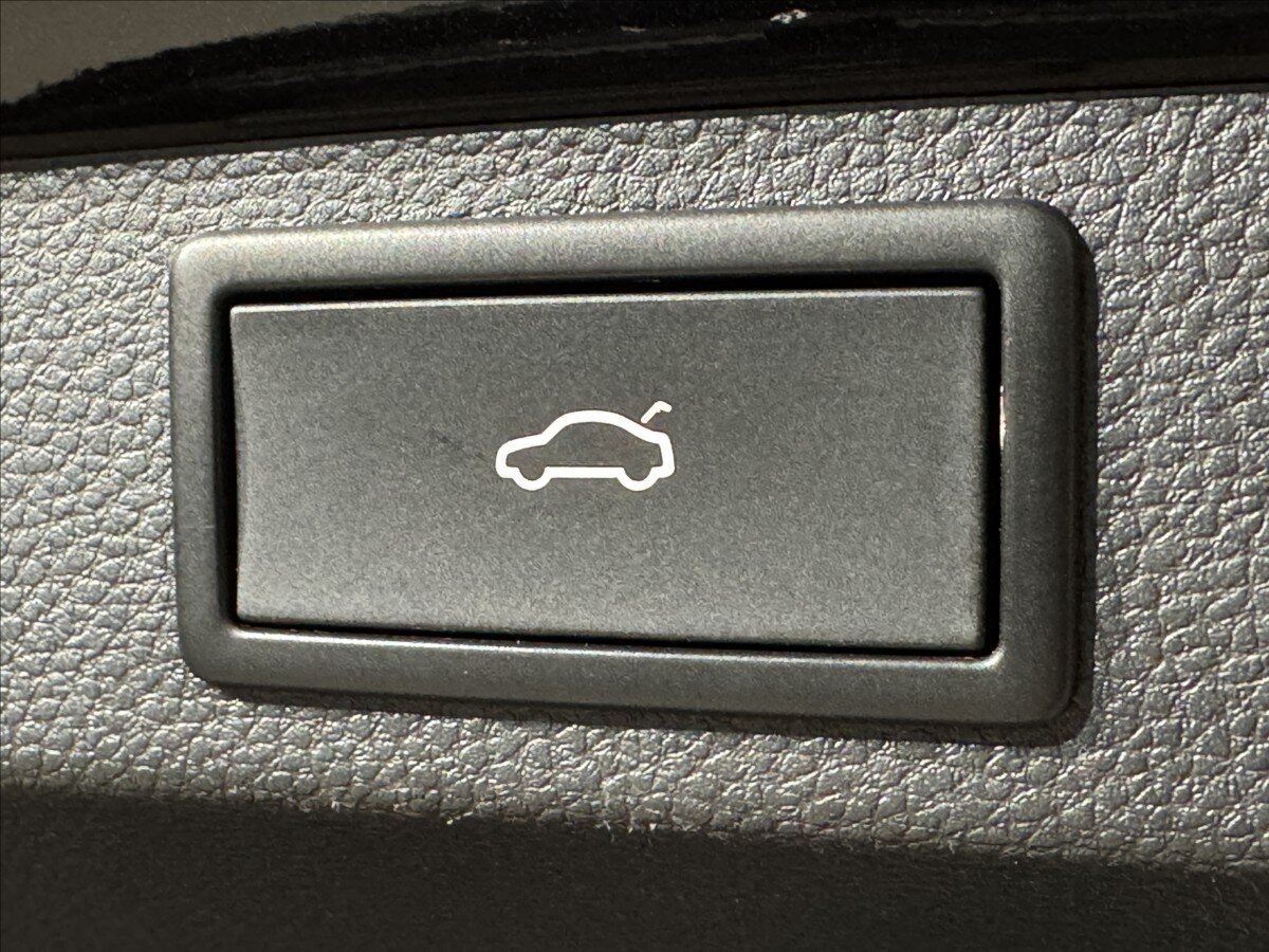 Škoda Karoq SUV 2,0 l 110 kw