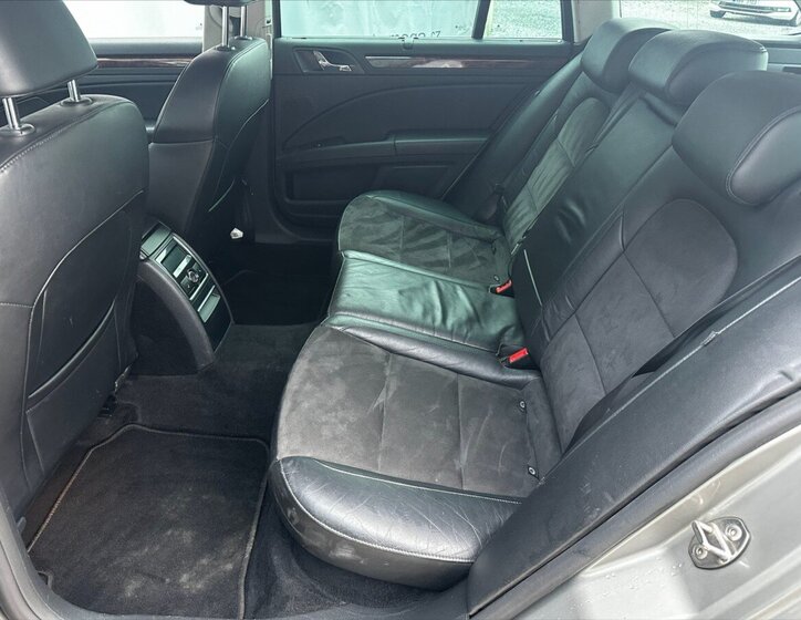 Škoda Superb Kombi 3,6 l 191 kw