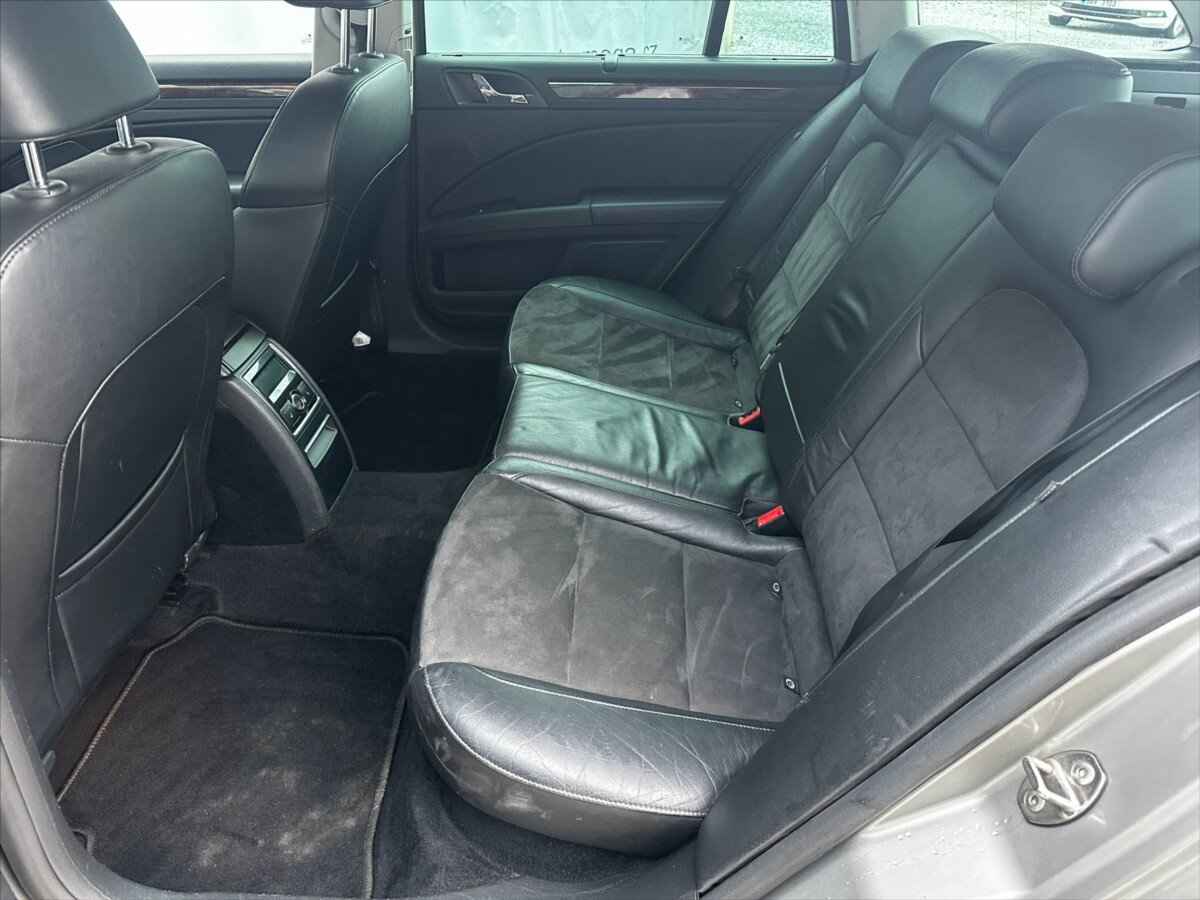 Škoda Superb Kombi 3,6 l 191 kw