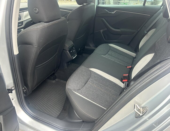 Škoda Kamiq Hatchback 999,0 85 kw