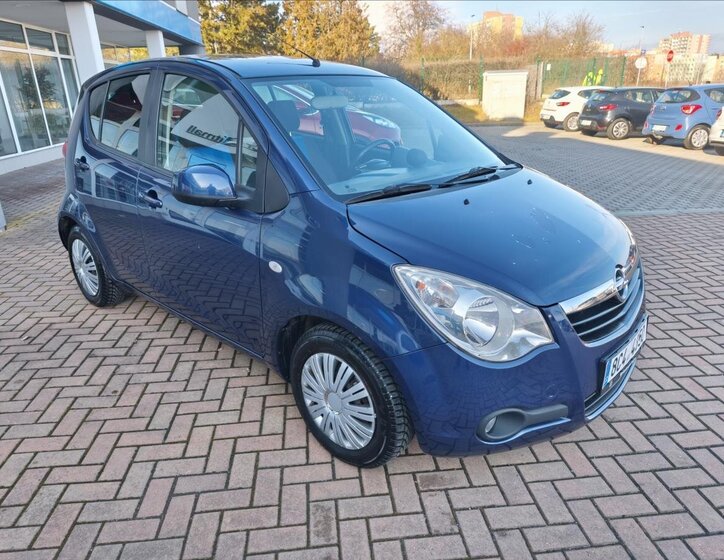 Opel Agila Hatchback 1,2 l 63 kw