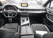 Audi Q7 22
