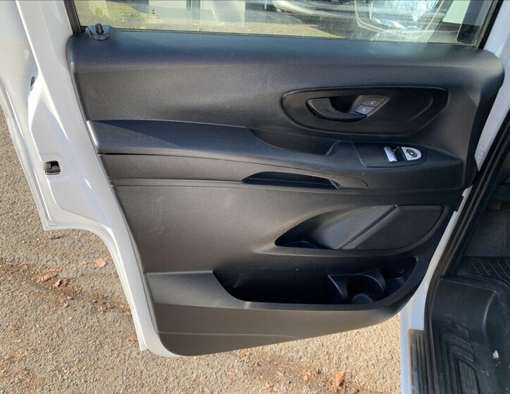 Mercedes-Benz Vito Skříň 1,6 l 65 kw