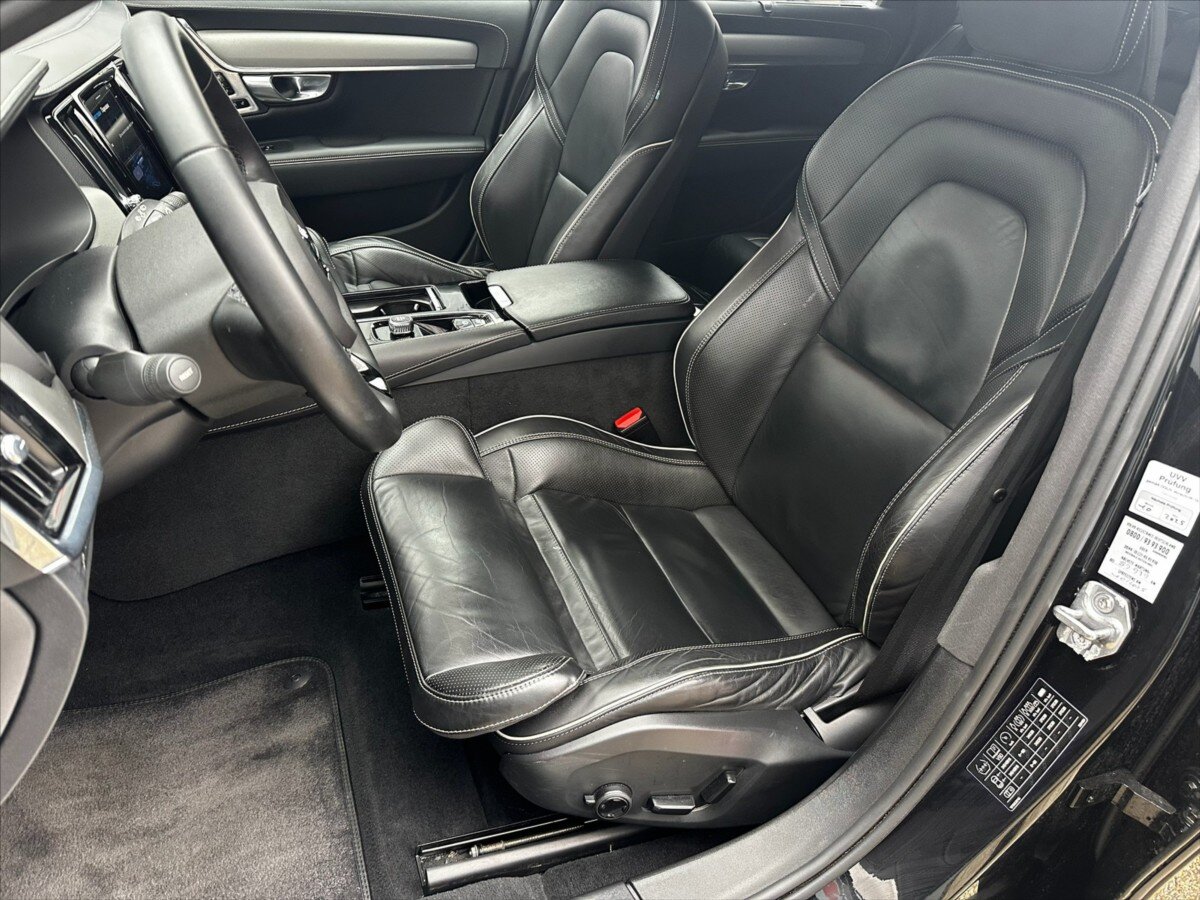 Volvo V90 Kombi 2,0 l 186 kw