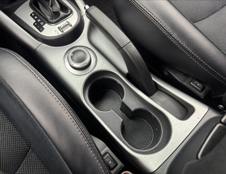 Mitsubishi Outlander SUV / Terénní 2,2 l 115 kw