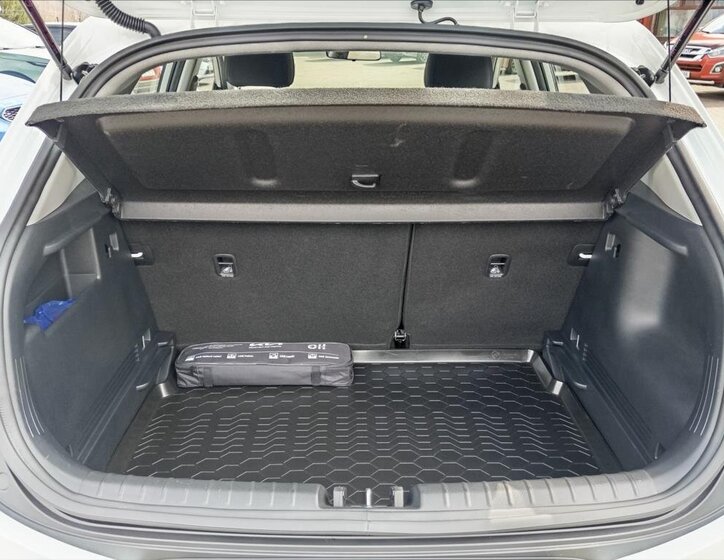 KIA Stonic SUV / Terénní 1,2 l 58 kw