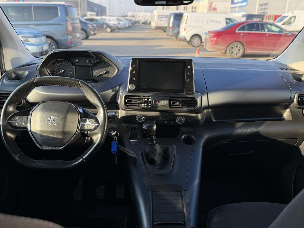 Peugeot Rifter MPV 1,5 l 96 kw