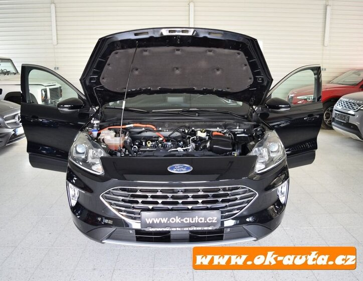 Ford Kuga SUV / Terénní 2,5 l 112 kw