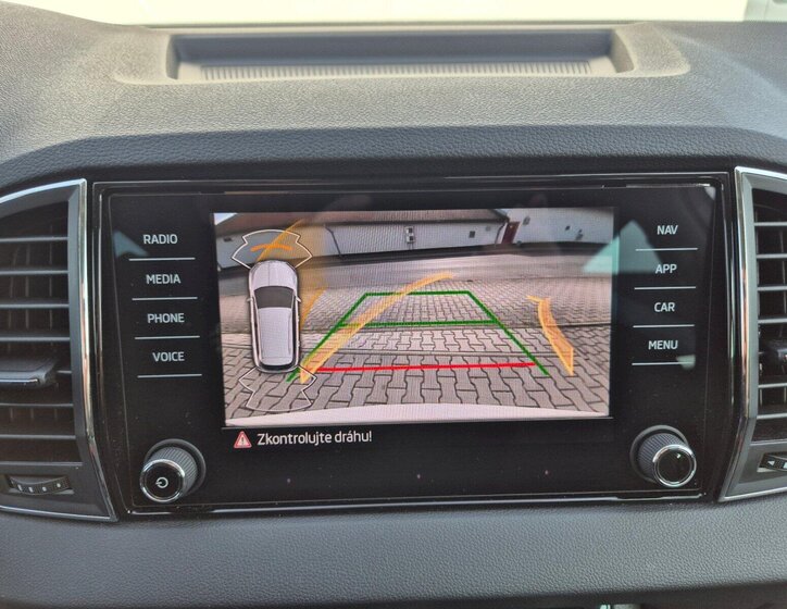 Škoda Karoq SUV / Terénní 1,5 l 110 kw