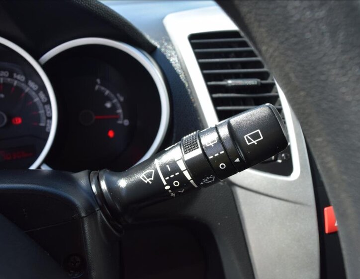 KIA Venga Kombi 1,4 l 66 kw