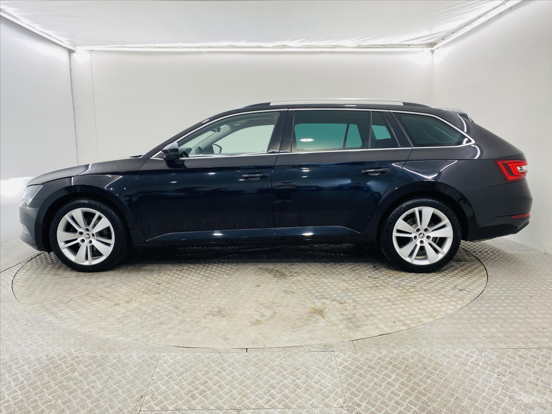 Škoda Superb Kombi 2,0 l 140 kw