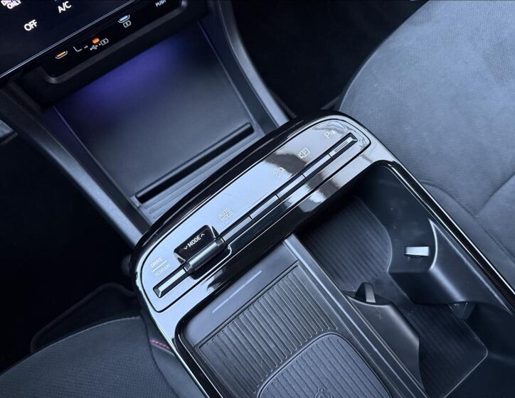 Hyundai Tucson SUV 1,6 l 158 kw