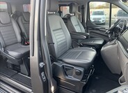 Ford Tourneo Custom 22
