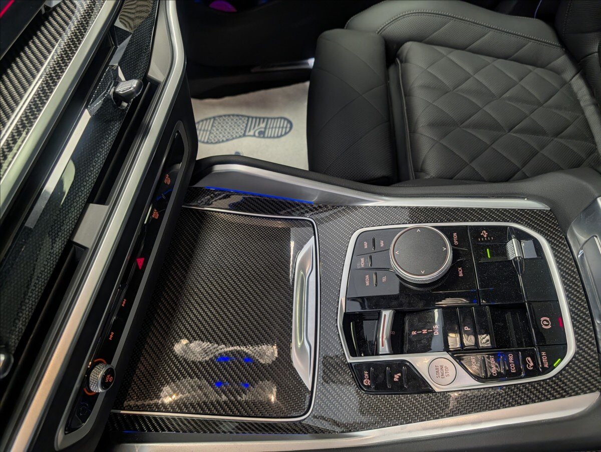 BMW X6 Sedan 3,0 l 210 kw