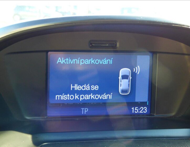 Ford Kuga SUV 2,0 l 110 kw