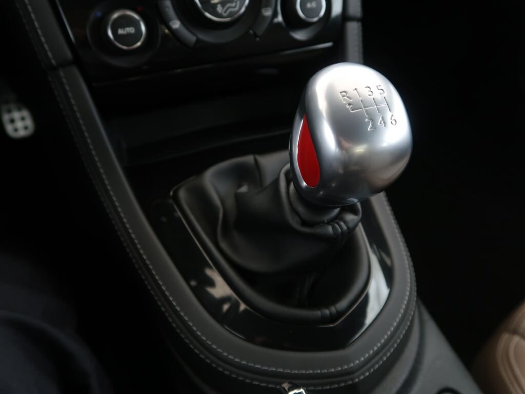 Peugeot RCZ Kupé 1,6 l 147 kw