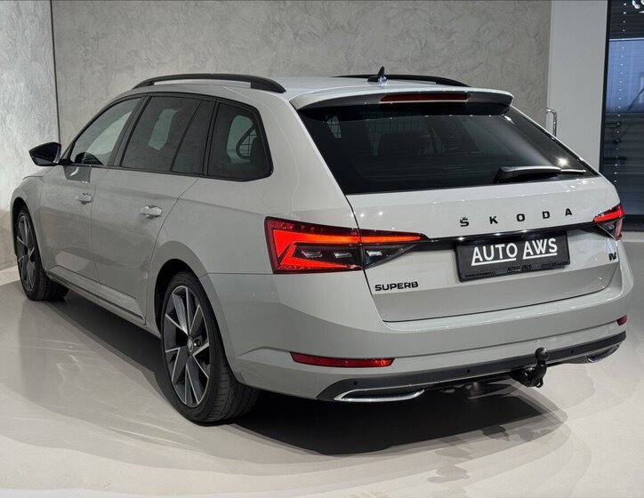 Škoda Superb Kombi 1,4 l 160 kw