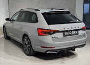 Škoda Superb Kombi 1,4 l 160 kw