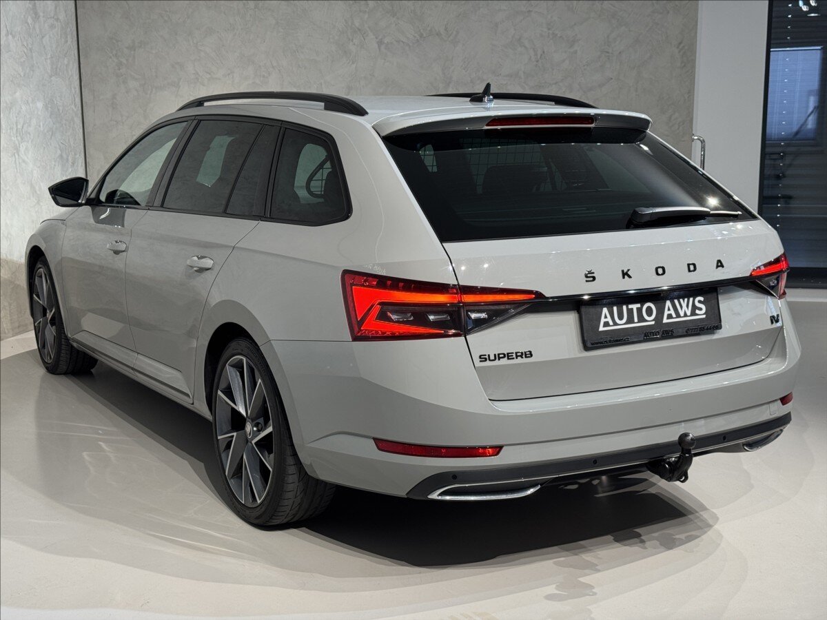 Škoda Superb Kombi 1,4 l 160 kw