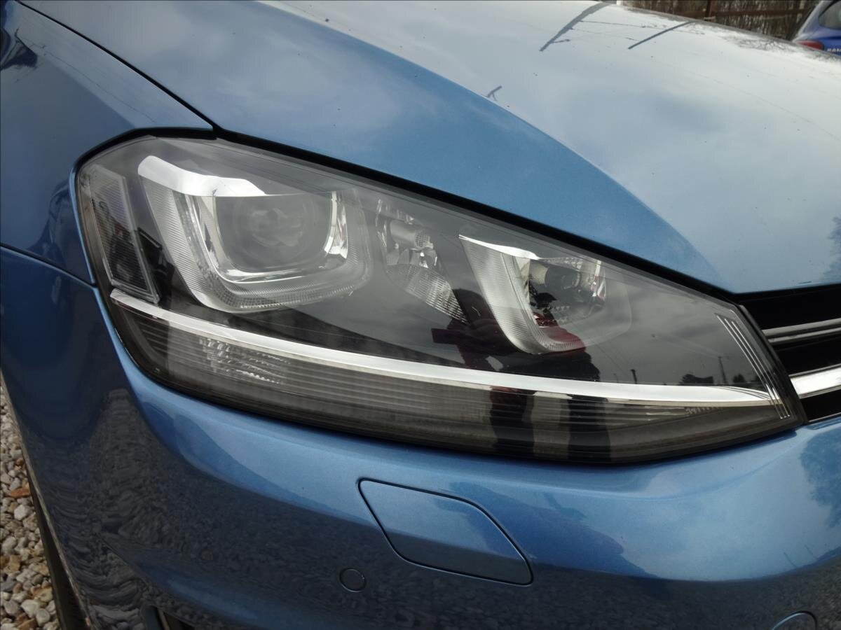 Volkswagen Golf Kombi 1,6 l 77 kw