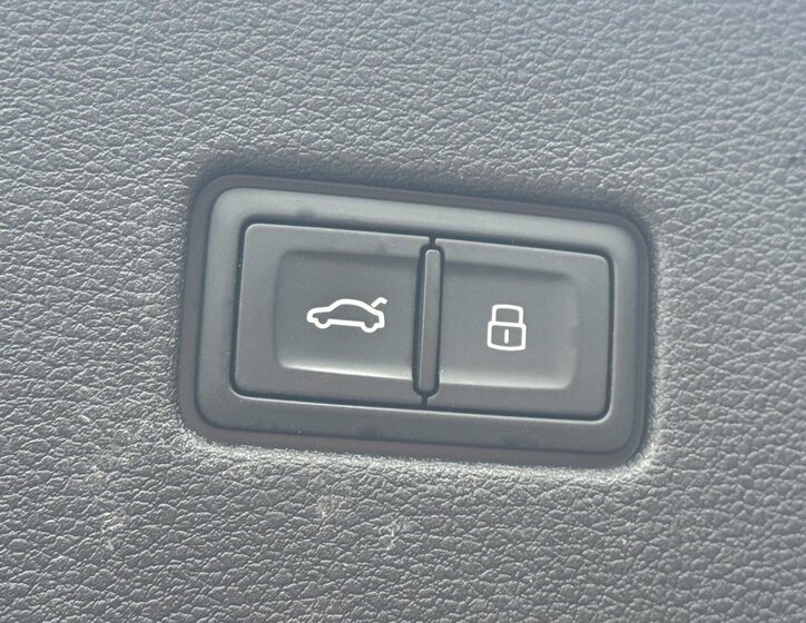 Audi Q8 SUV 3,0 l 210 kw