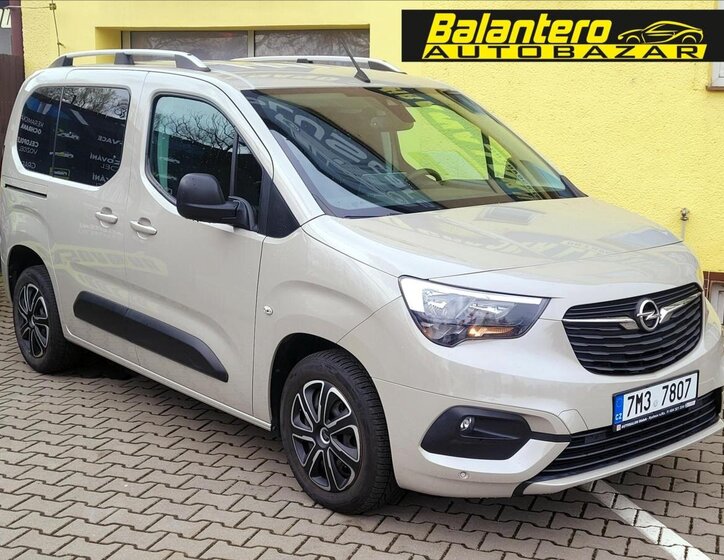 Opel Combo MPV 1,2 l 81 kw
