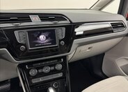 Volkswagen Touran 13