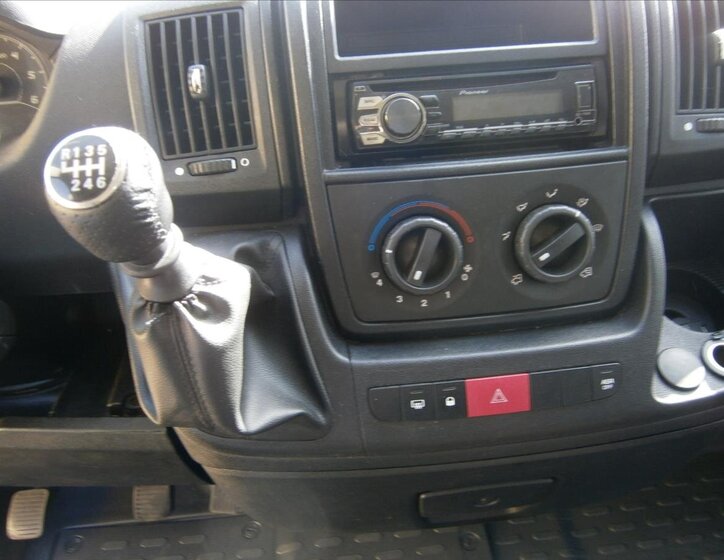 Peugeot Boxer Ostatní 2,2 l 81 kw