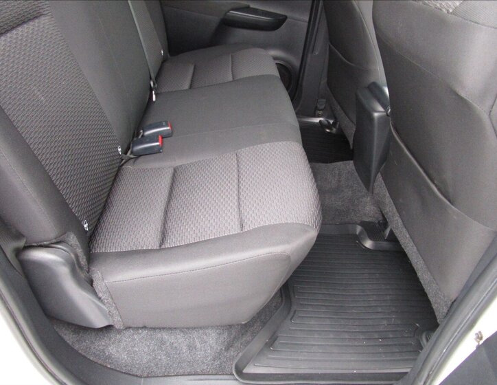 Toyota Hilux Pick-up 2,4 l 110 kw