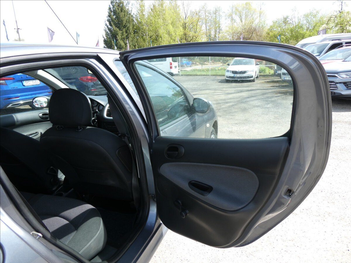 Peugeot 206 Hatchback 1,4 l 54 kw