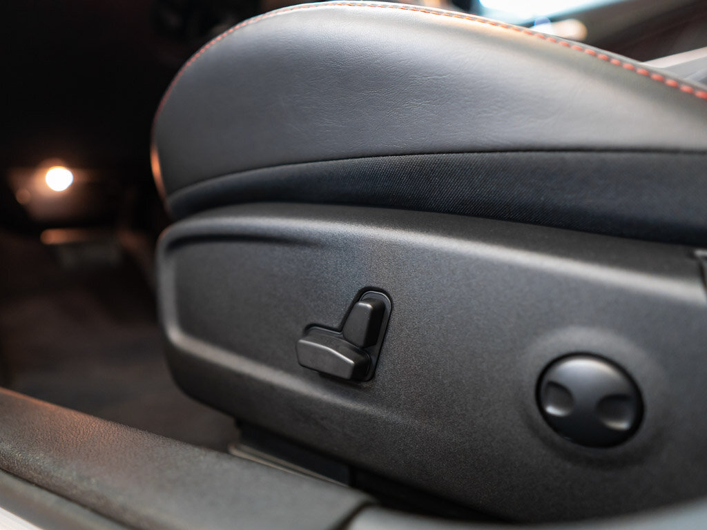 Dodge Charger Sedan 6,4 l 362 kw