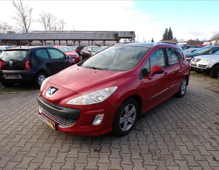 Peugeot 308 Kombi 1,6 l 88 kw
