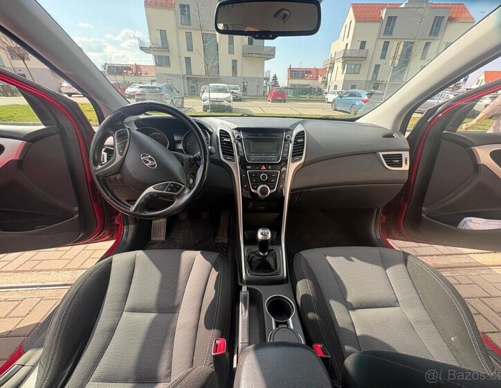 Hyundai i30 Kombi 0,0 73 kw