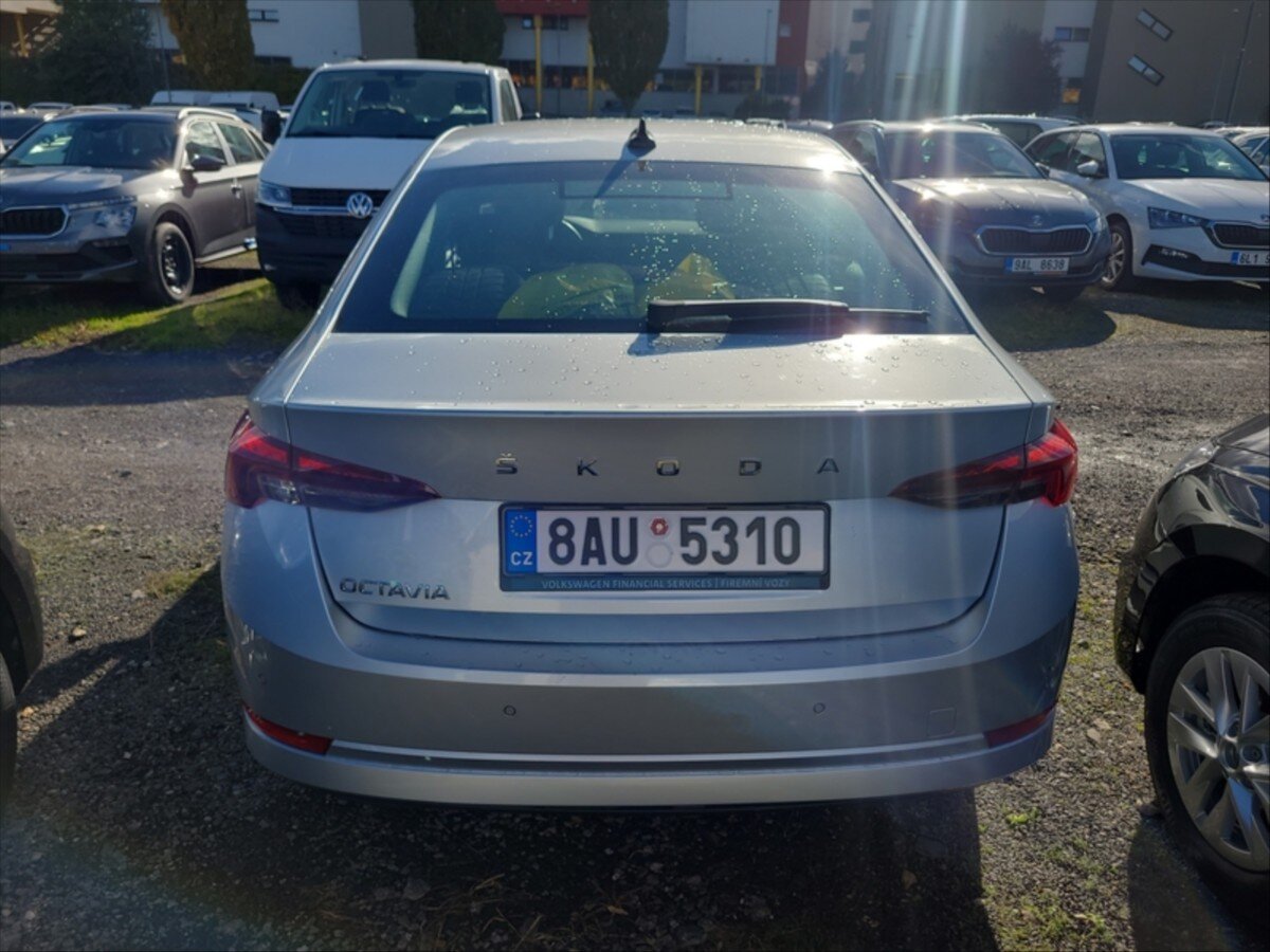 Škoda Octavia Sedan / Limuzína 2,0 l 85 kw