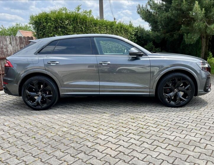 Audi RS Q8 SUV 4,0 l 441 kw