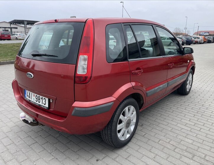 Ford Fusion Kombi 1,4 l 59 kw
