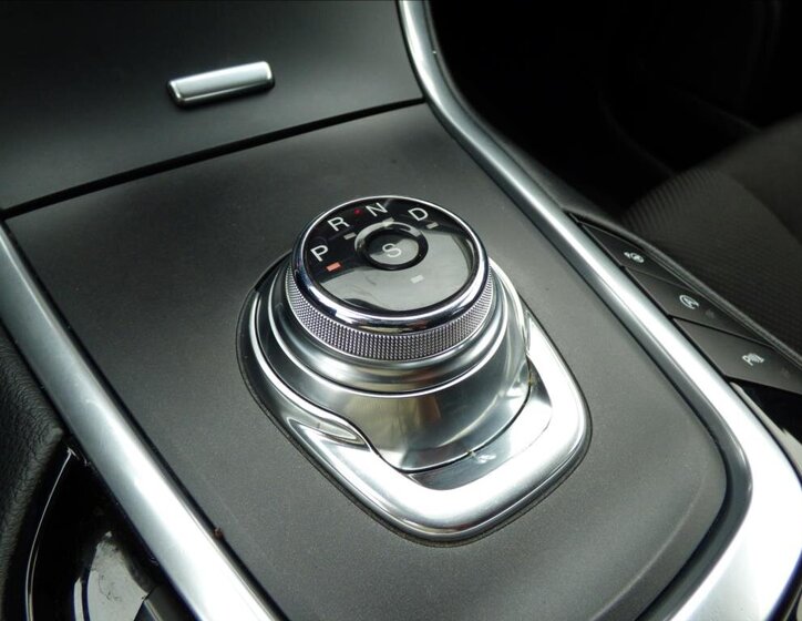 Ford S-MAX MPV 2,0 l 110 kw