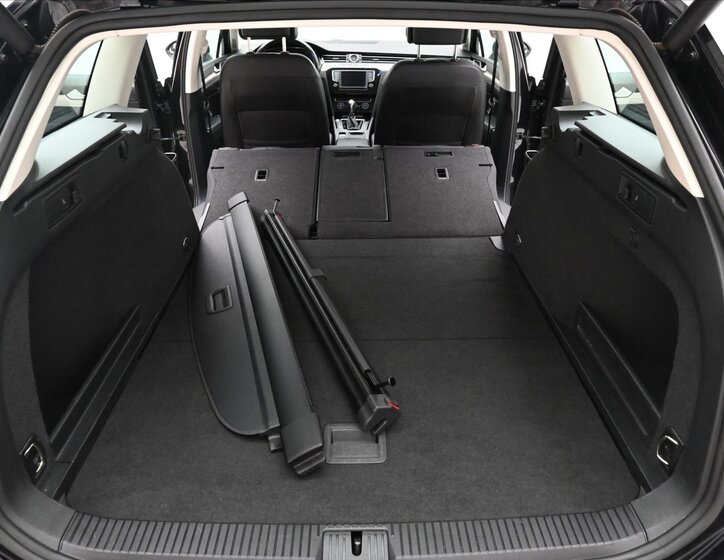 Volkswagen Passat Kombi 2,0 l 140 kw